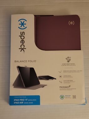 NWT: (*) speck Balance Folio